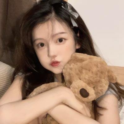 爱睡在一起海报